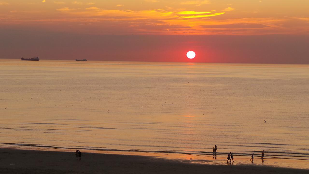 Hotel B&B Seahorse Katwijk aan Zee Екстериор снимка